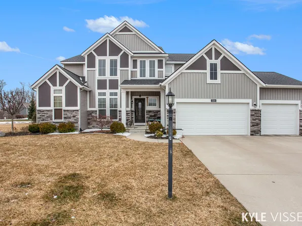 1319 Marsman Ave SE, Grand Rapids, MI 49546