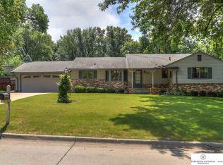 8729 Dupont St, Omaha, NE 68124