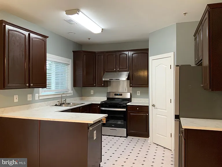 3301 Castle Ridge Cir #36 — Photo 41