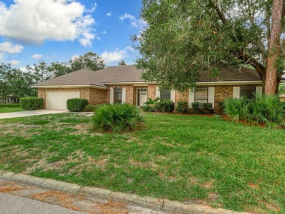 2nd image of 1746 Red Cypress Dr