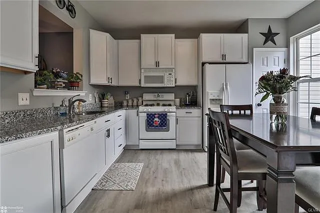5170 Spring Ridge Dr E — Photo 8