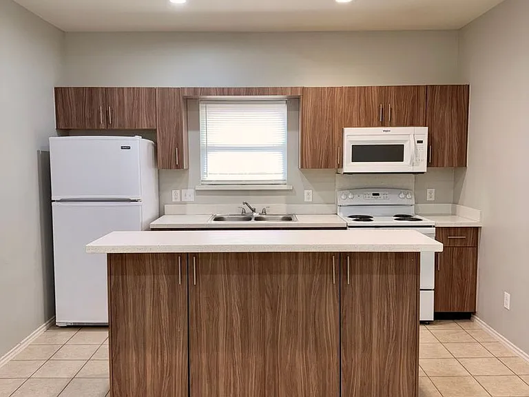 Lot 10 Lakeview @ Palmshores — Photo 2