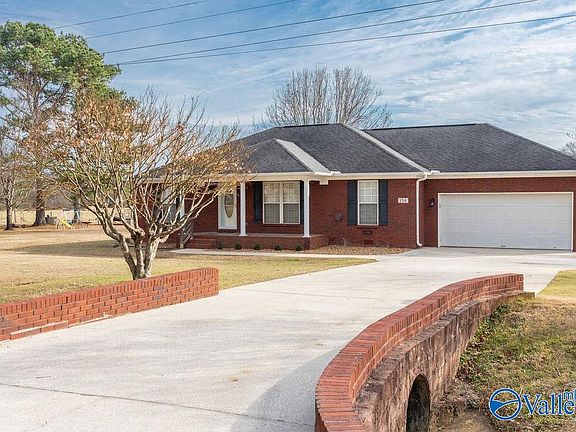 2nd image of 154 Cameron Church Rd