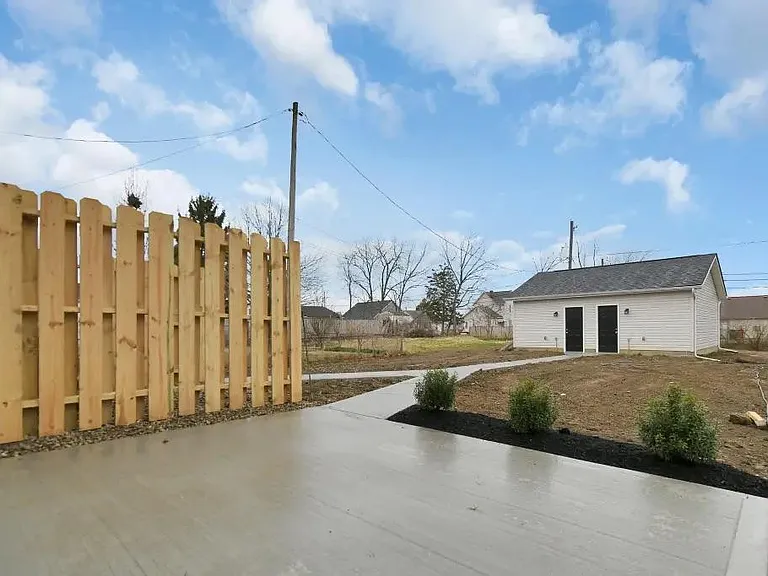 3652 W Park St — Photo 17