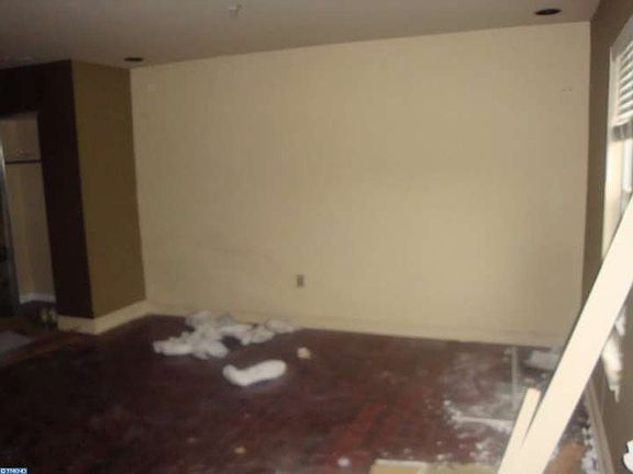 4th image of 8112 Lindbergh Blvd