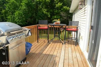 4th image of 207 7th St NE