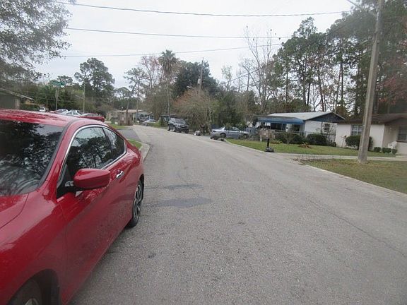 5th image of 8366 Gullege Dr