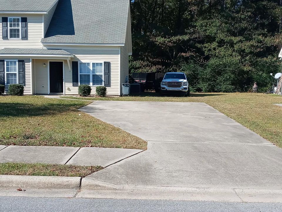 1st image of 1118 Brownlea Dr #A