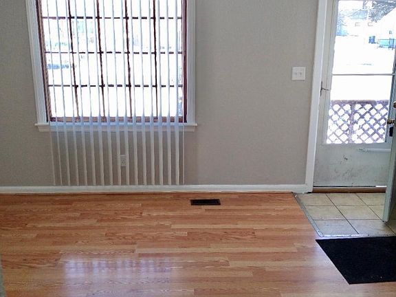 2nd image of 2609 Homecroft Dr