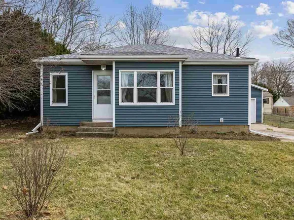 613 11th Ave, Coralville, IA 52241