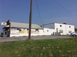 2741 Macarthur Rd, Whitehall, PA 18052