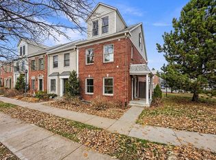 944 Ivanhoe St, Denver, CO 80220