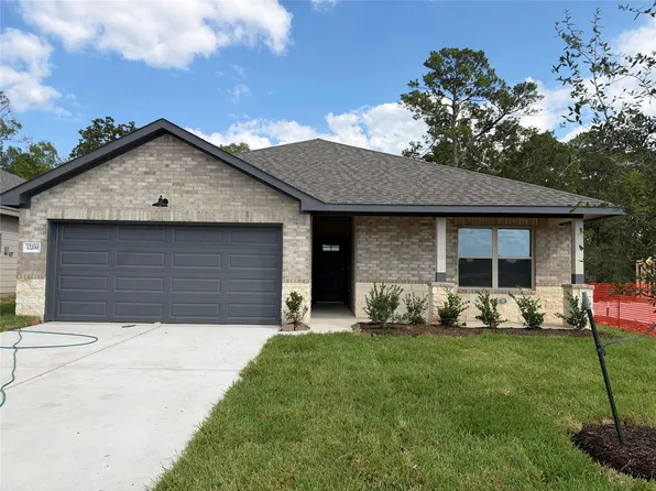 12200 Lexington Heights Dr, Willis, TX 77318