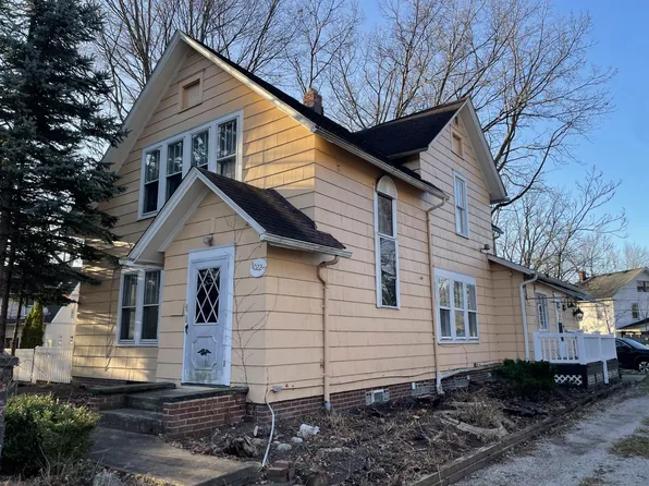 1022 W Exchange St APT 3, Akron, OH 44302