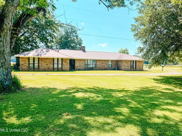 104 Donaldson Rd, Lucedale, MS 39452