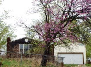 5309 Gillen Rd, Odessa, MO 64076