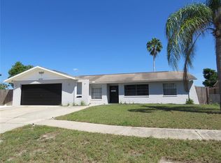 8721 Woodcrest Dr, Port Richey, FL 34668