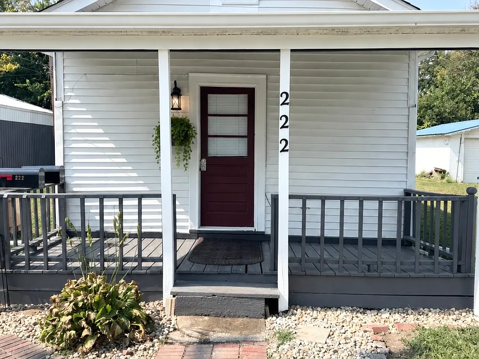 222 N Mapleton St