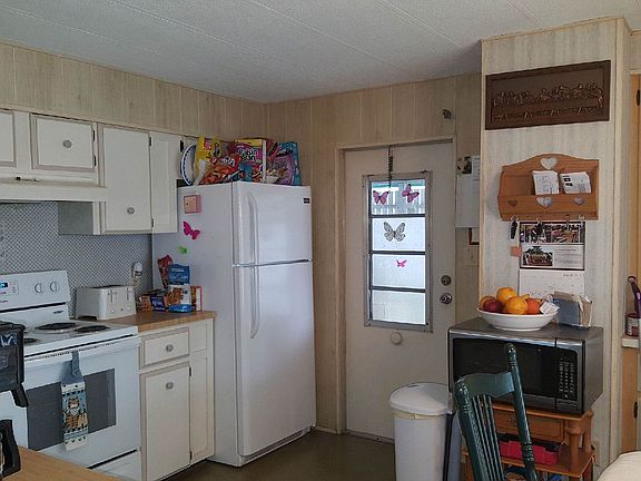 5th image of 1510 Ariana St Lot 22
