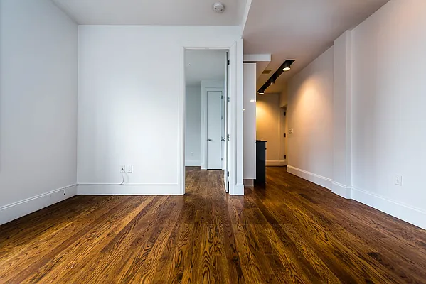 Rented by Nooklyn NYC LLC | media 29