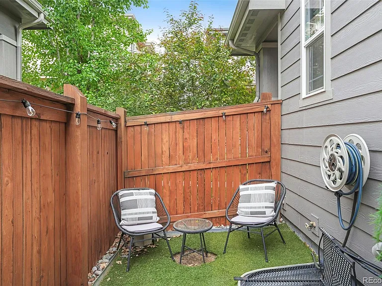209 W Jamison Ct — Photo 24