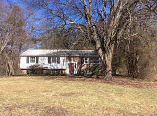 7 Random Ln, Andover, MA 01810