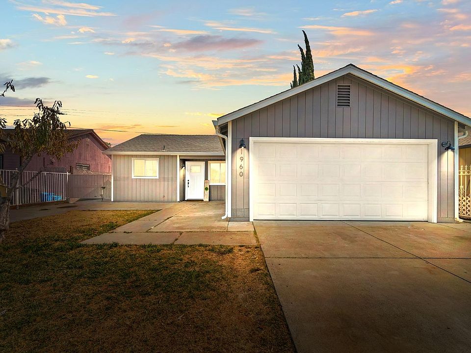 1st image of 1960 Granada Dr