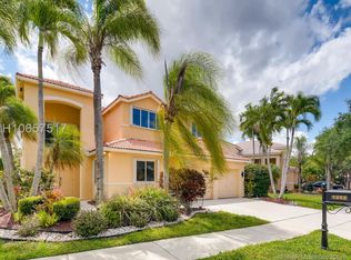 1252 Camellia Cir, Weston, FL 33326