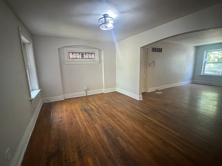 4127 Minnesota Ave — Photo 2