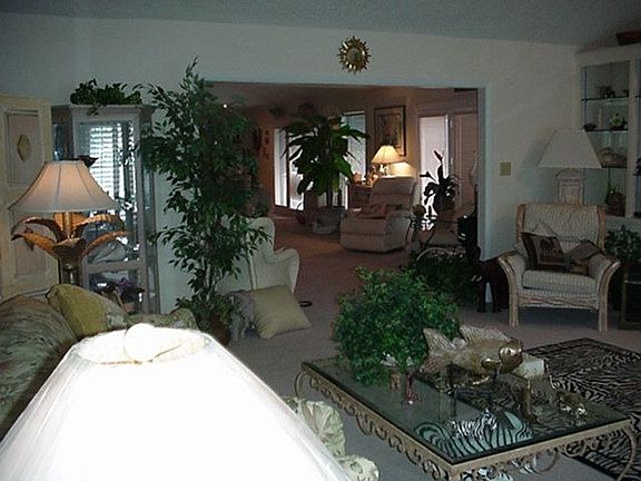 5th image of 111 Indian Bayou Dr