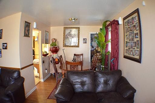 3rd image of 803 Ironwood Dr