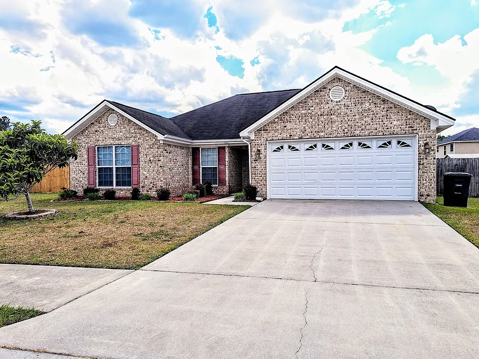 151 Grandview Dr