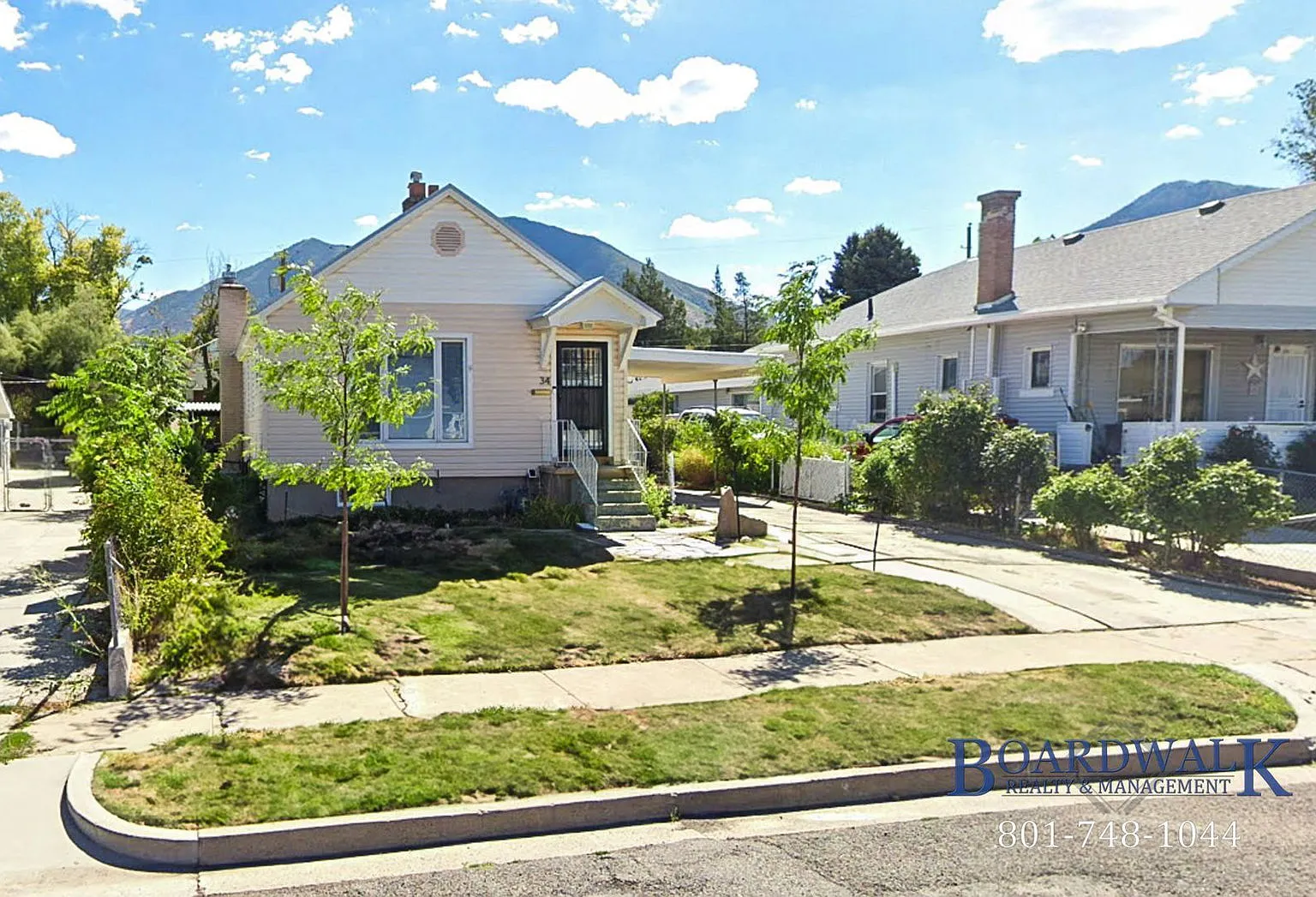 2 bed, 1.0 bath, 906 sqft, $1,000 — Photo 1