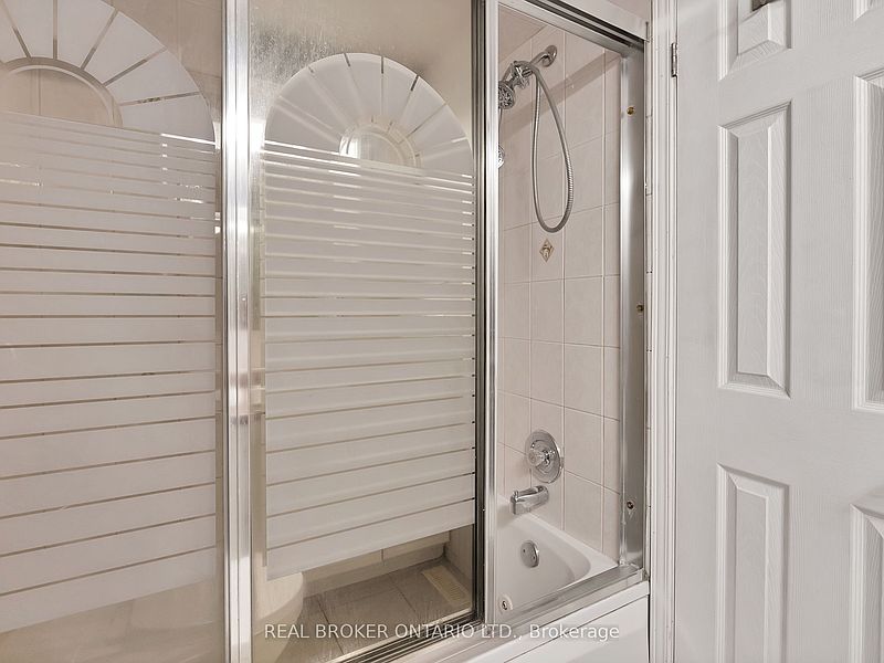 Mississauga House for rent - 3 Bedrooms — photo 24