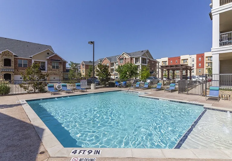 McKinney Pointe — Photo 20