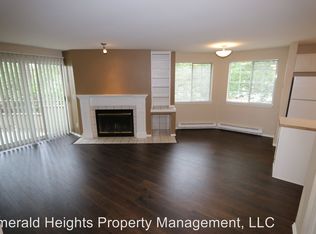 10306 Holman Rd N APT 202, Seattle, WA 98133