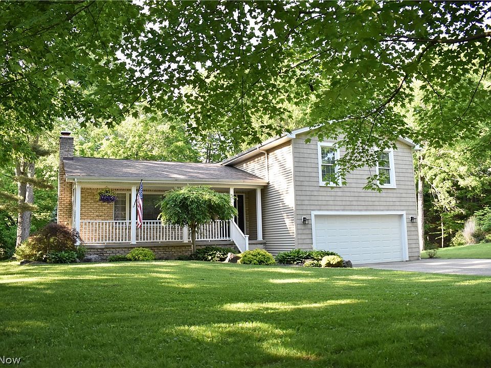 1st image of 40 Camelot Ct