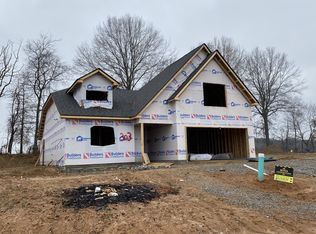 303 Fieldstone Ln, Springfield, TN 37172