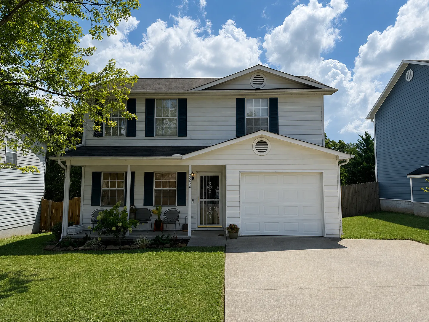 3 bed, 2.5 bath, 1248 sqft, $2,300 — Photo 1