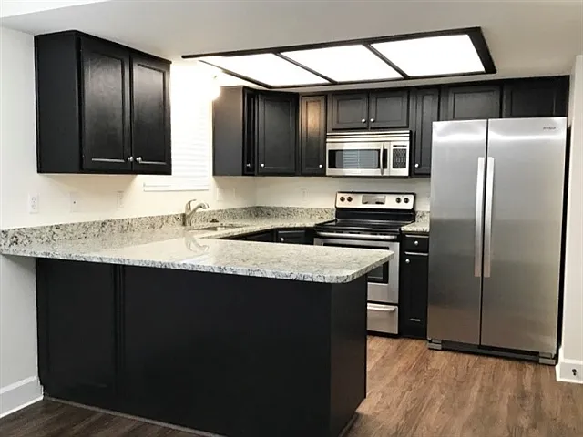 2702 W 4200 S — Photo 2