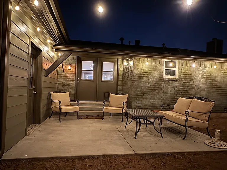 1310 Airline Dr — Photo 10