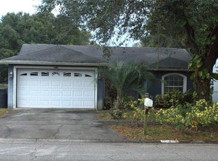 513 Center Point Rd, Valrico, FL 33594