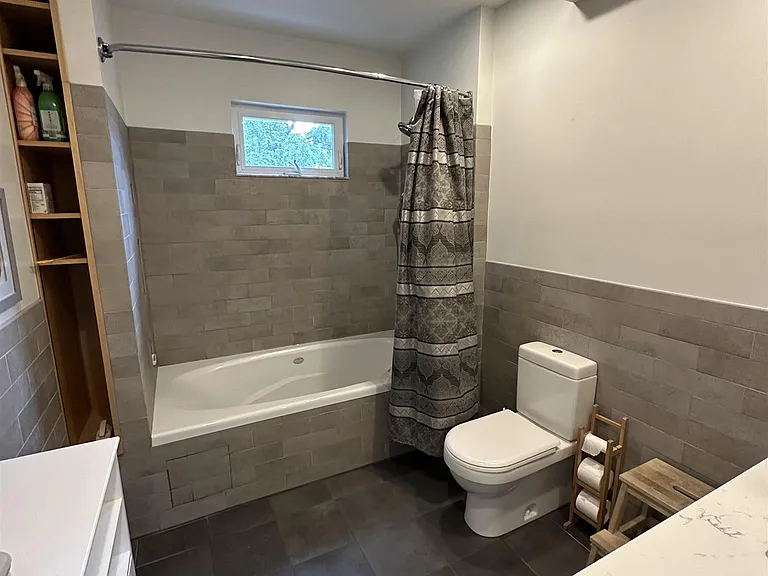 295 Windsor St #3 — Photo 24