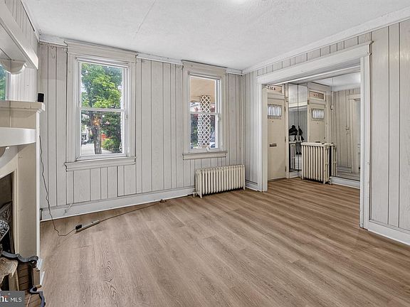 4th image of 4315 8th St NW