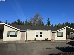 906/908 Pioneer St, Ridgefield, WA 98642