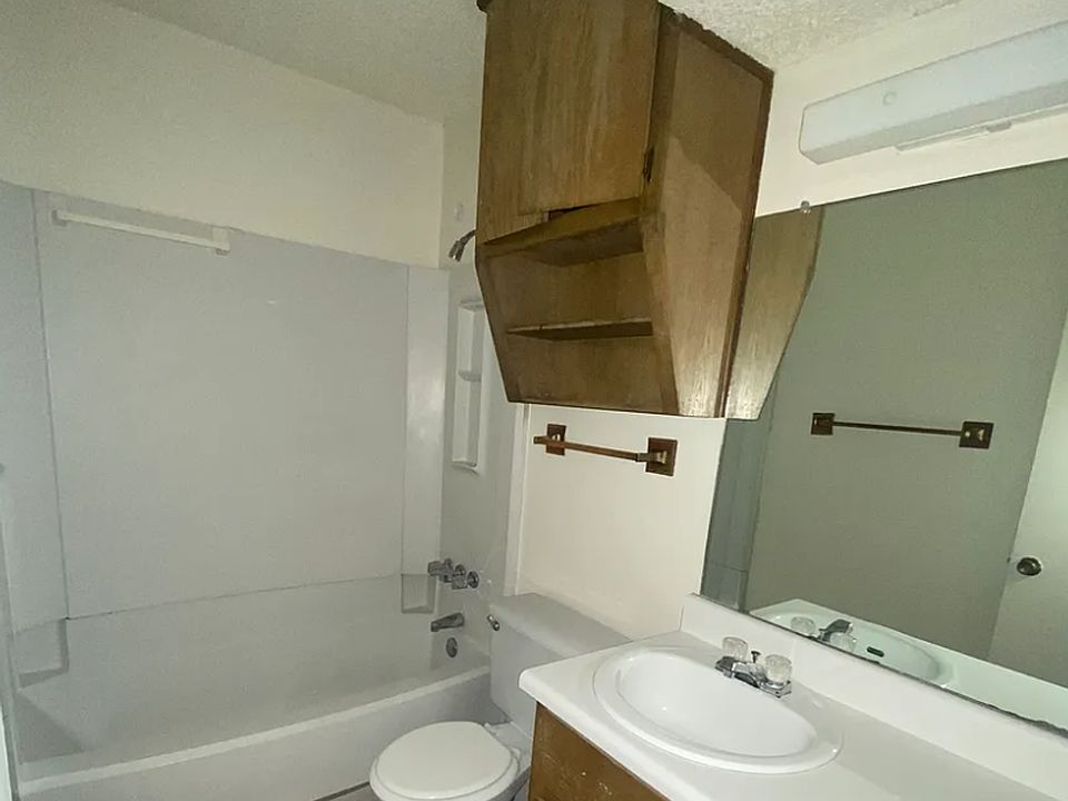 2nd image of 1214 Baylor Ave APT 107