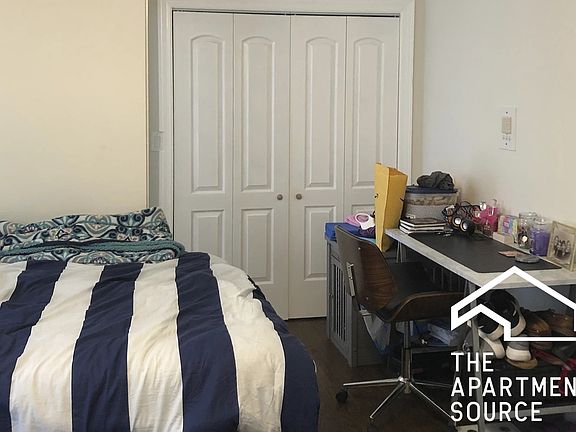 3rd image of 2129 N Dayton St APT 304