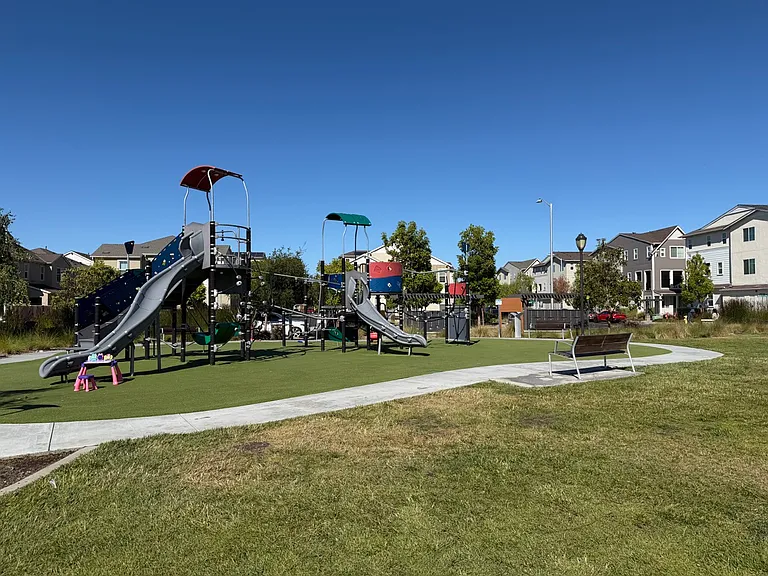 37550 Estuary St — Photo 21