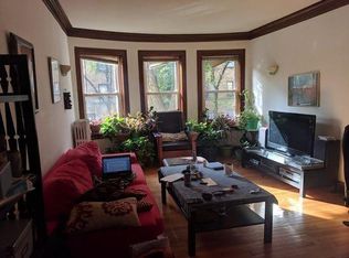 1732 W Ainslie St #1, Chicago, IL 60640