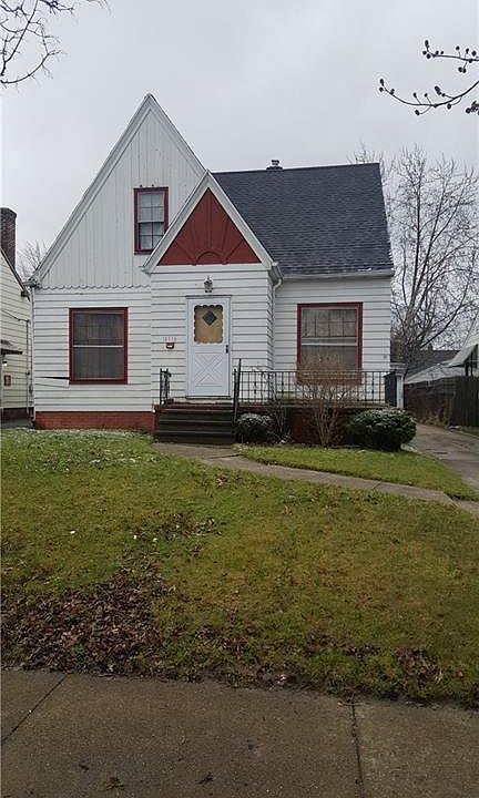1st image of 16116 Throckley Ave